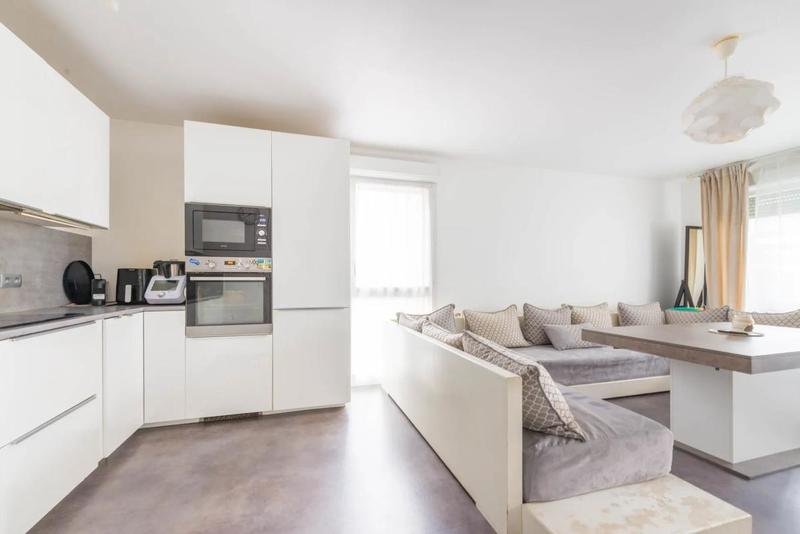 Appartement - 80 m² - 4 pièces