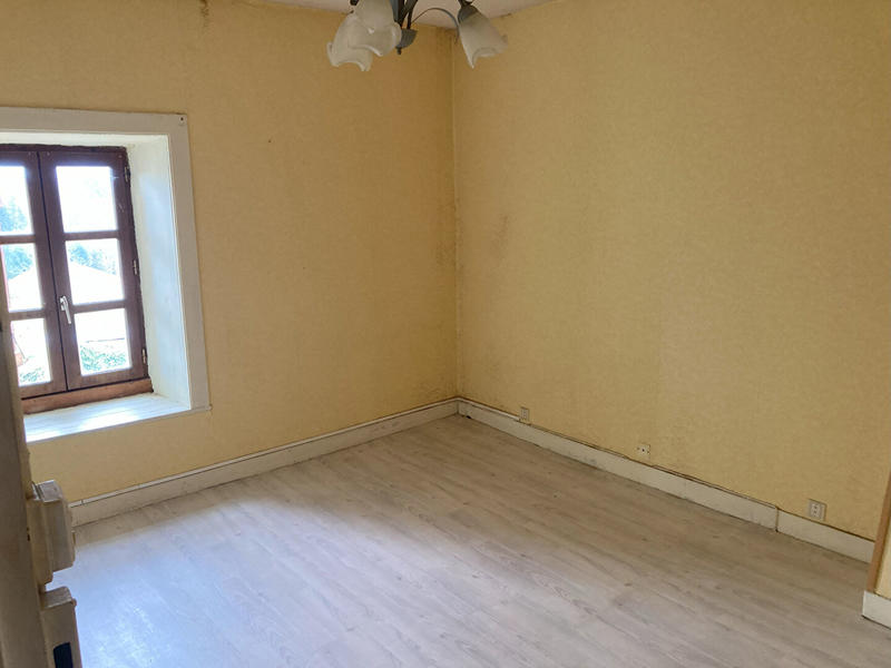 Maison - 246 m² - 4 pièces