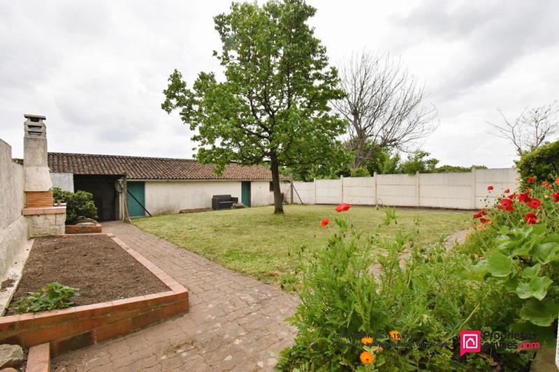 Maison - 180 m² - 9 pièces