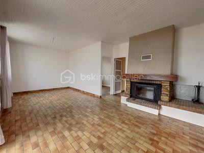 Maison - 91 m² - 4 pièces