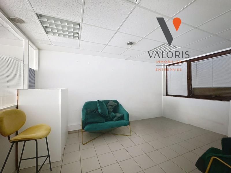 Bureau - 51 m² - 2 pièces