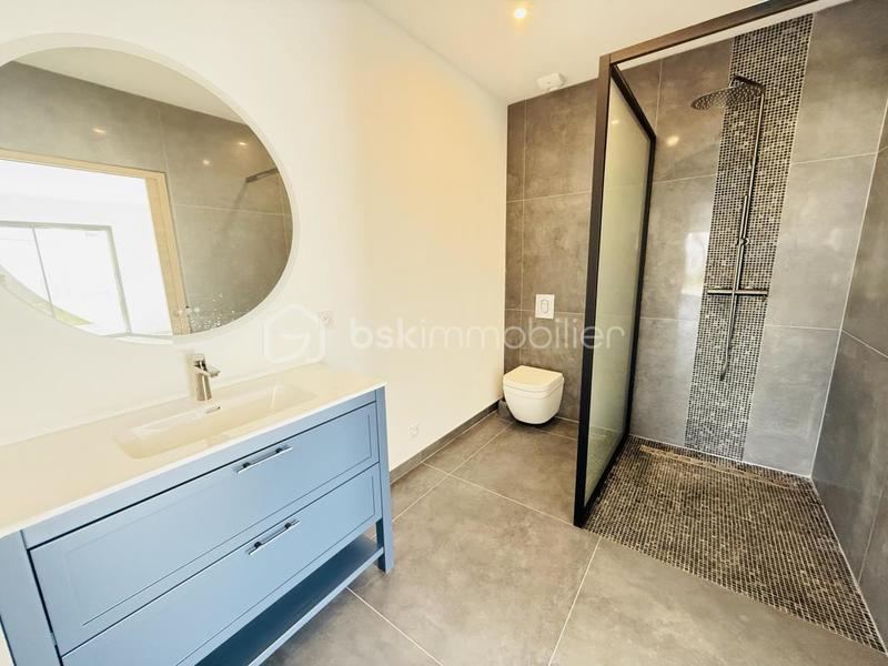 Maison - 170 m² - 7 pièces