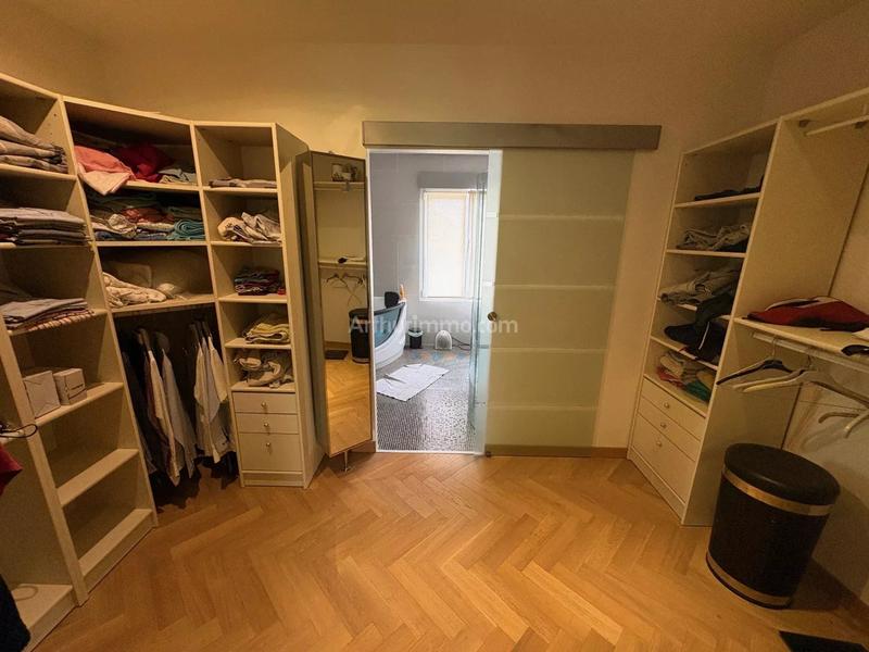 Maison - 174 m² - 8 pièces