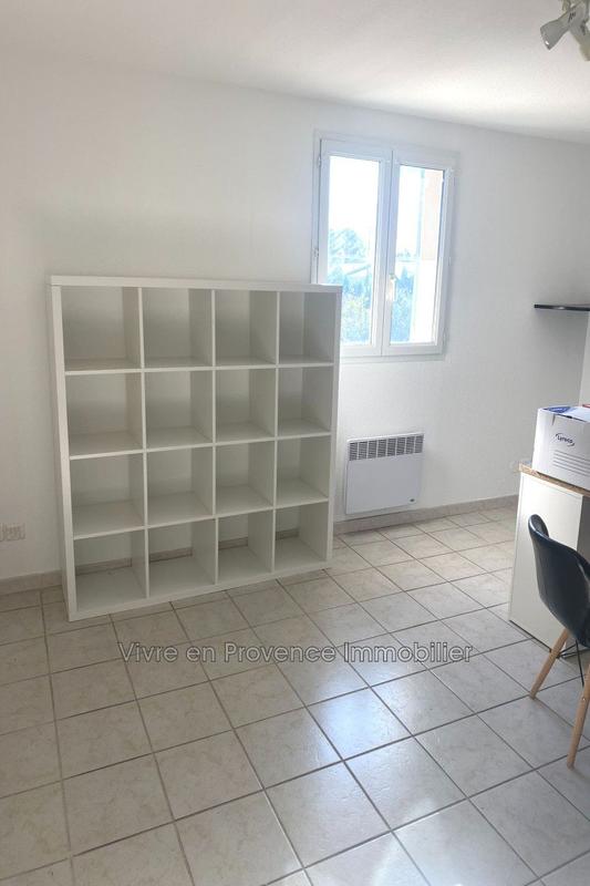Bureau - 93 m²