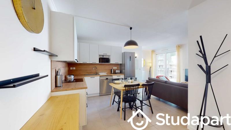 Chambre - 10 m² - 1 pièce