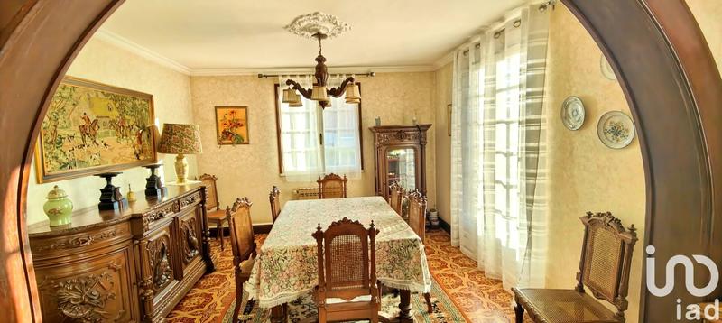 Maison - 147 m² - 8 pièces