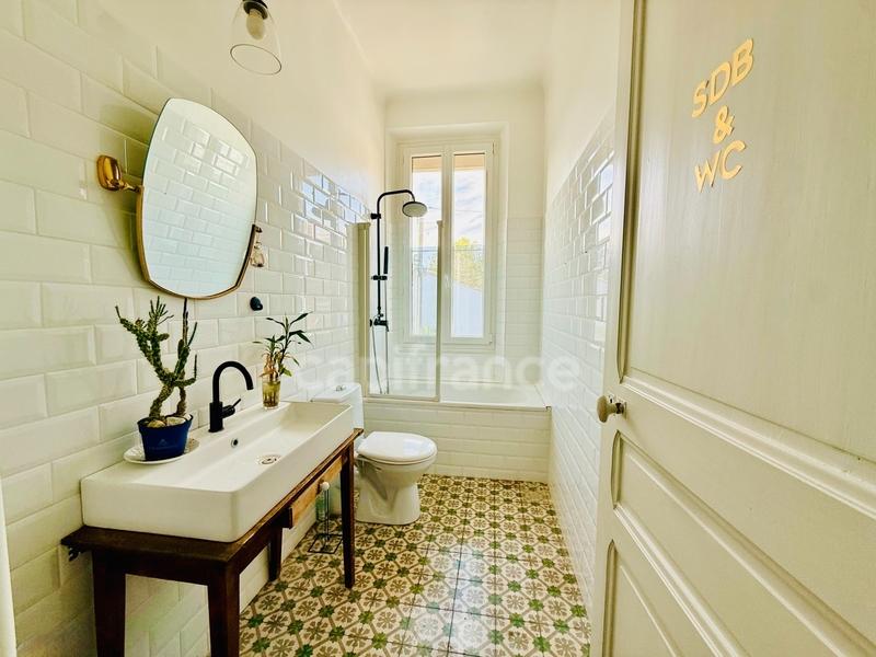 Maison - 140 m² - 5 pièces