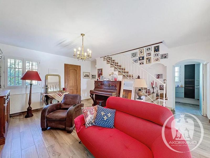 Maison - 125 m² - 6 pièces