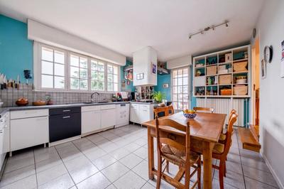 Appartement - 176 m² - 7 pièces