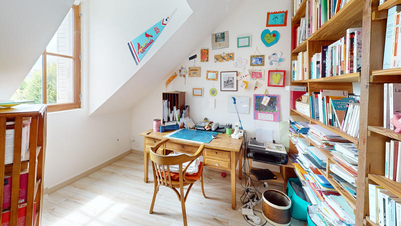 Maison - 168 m² - 7 pièces