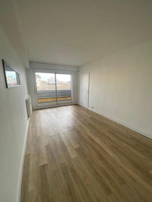 Studio - 25 m² - 1 pièce