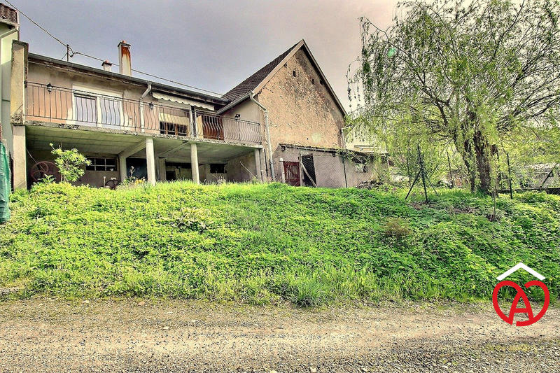 Maison traditionnelle - 111 m² - 5 pièces