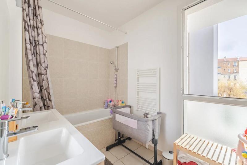 Maison - 89 m² - 5 pièces