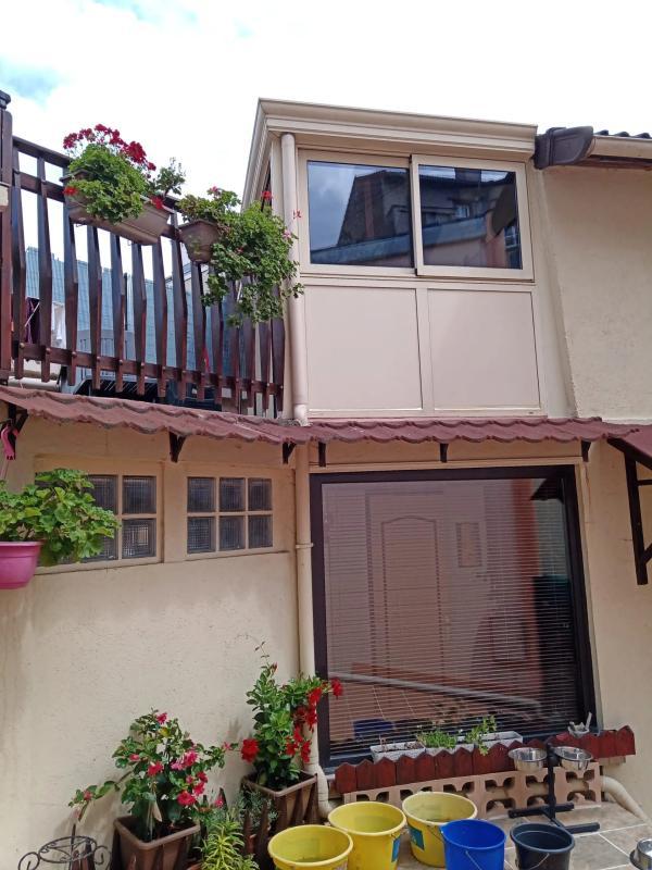 Maison de ville - 71 m² - 5 pièces