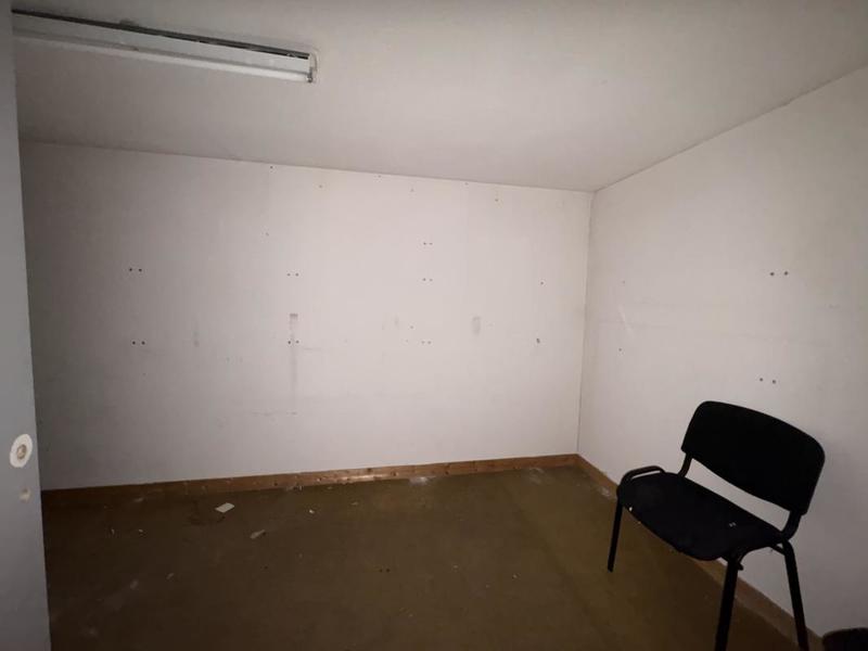 Local commercial - 97 m² - 2 pièces