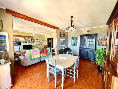 Appartement - 117 m² - 4 pièces