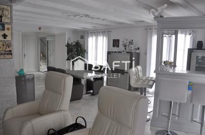 Villa - 230 m² - 9 pièces