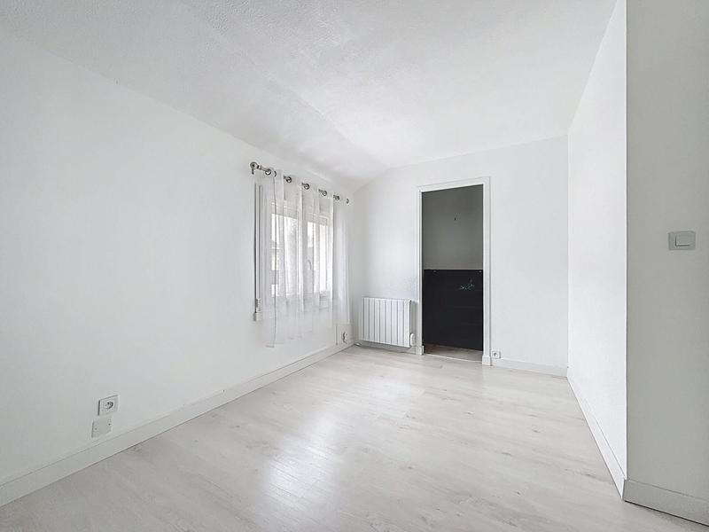 Maison - 85 m² - 5 pièces