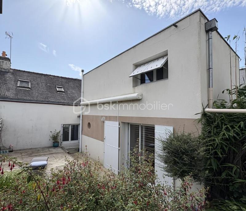Maison - 94 m² - 5 pièces