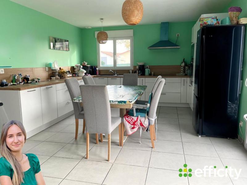 Maison - 101 m² - 5 pièces