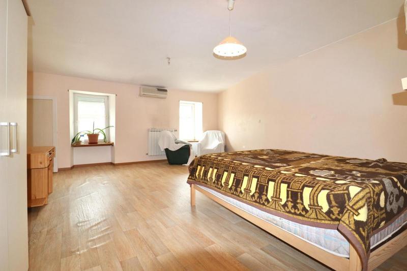 Maison de village - 191 m² - 5 pièces