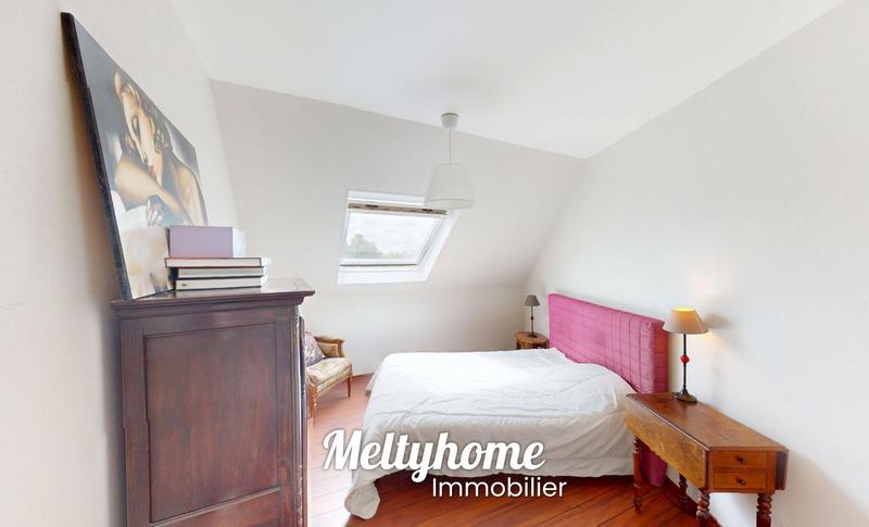 Appartement - 85 m² - 4 pièces