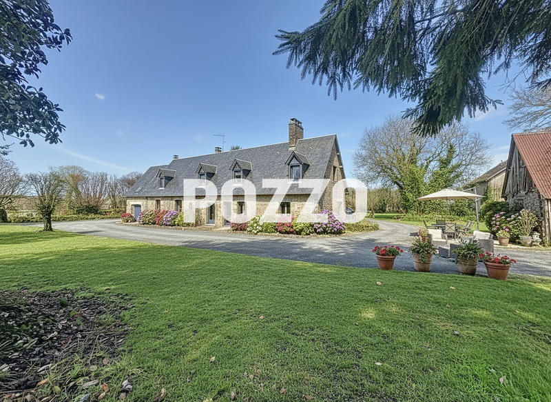 Maison - 162 m² - 8 pièces