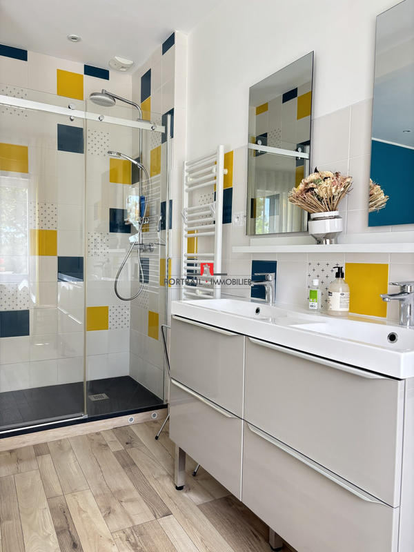 Maison - 175 m² - 6 pièces