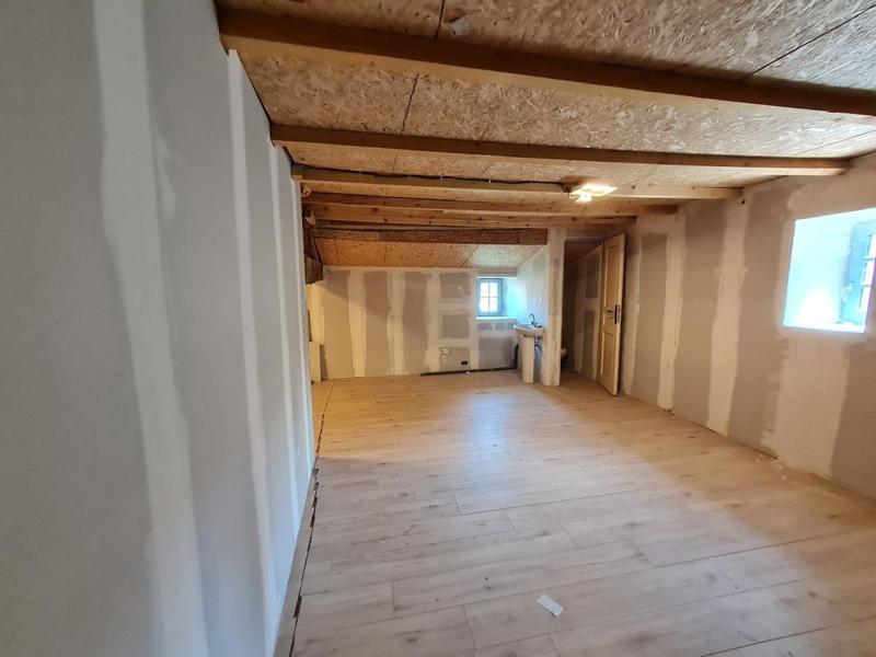 Propriété - 230 m² - 7 pièces