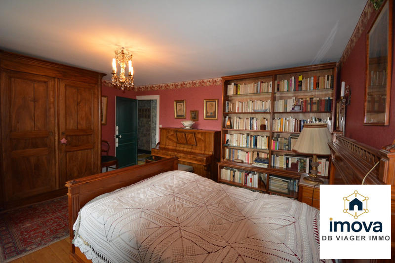 Viager - Maison - 381 m² - 11 pièces