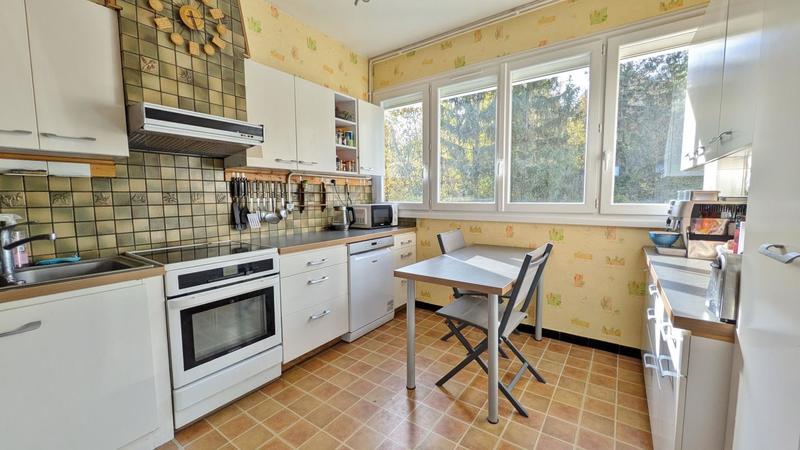 Appartement - 115 m² - 5 pièces