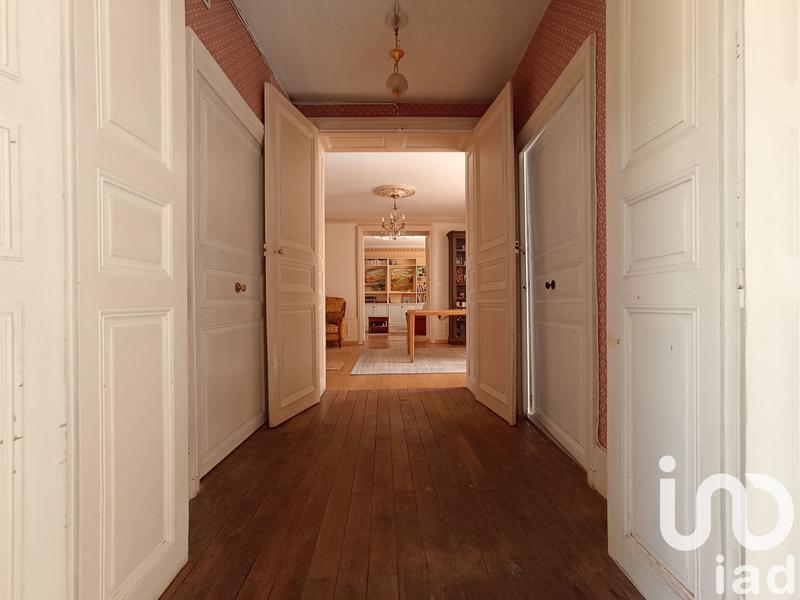 Maison - 270 m² - 5 pièces