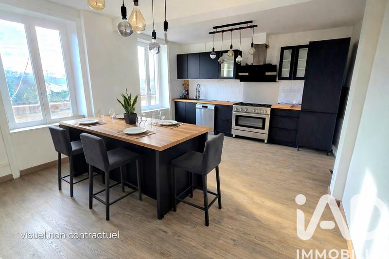 Maison de ville - 136 m² - 8 pièces