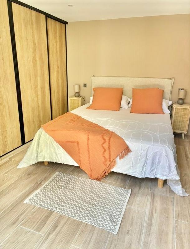 Maison - 180 m² - 6 pièces