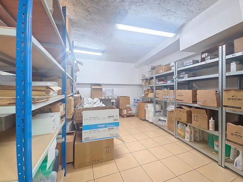 Local commercial - 151 m²