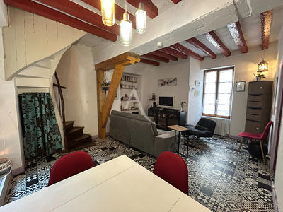 Maison - 93 m² - 4 pièces