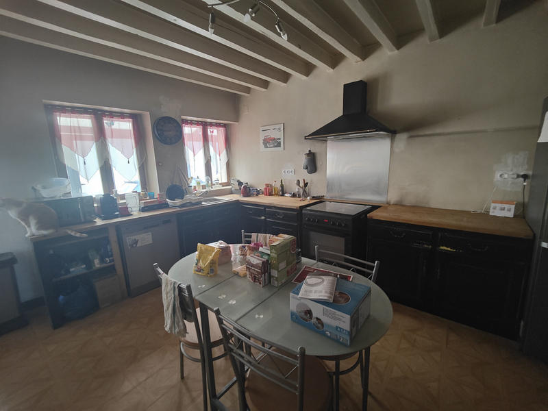 Maison - 229 m² - 8 pièces