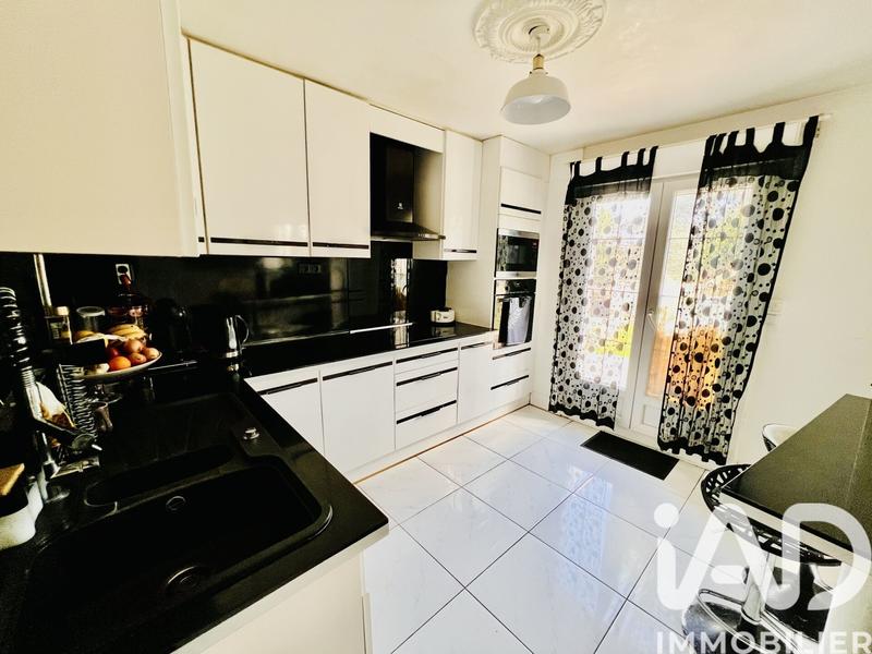 Maison - 117 m² - 6 pièces