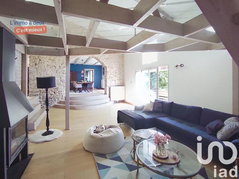 Maison - 297 m² - 9 pièces