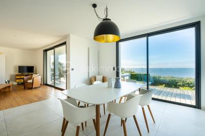 Demeure - 195 m² - 7 pièces