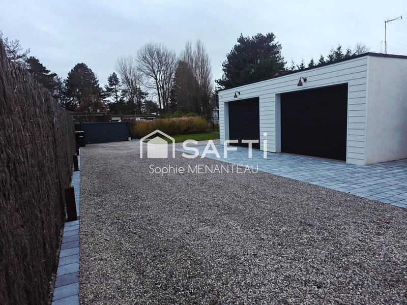 Maison - 210 m² - 6 pièces