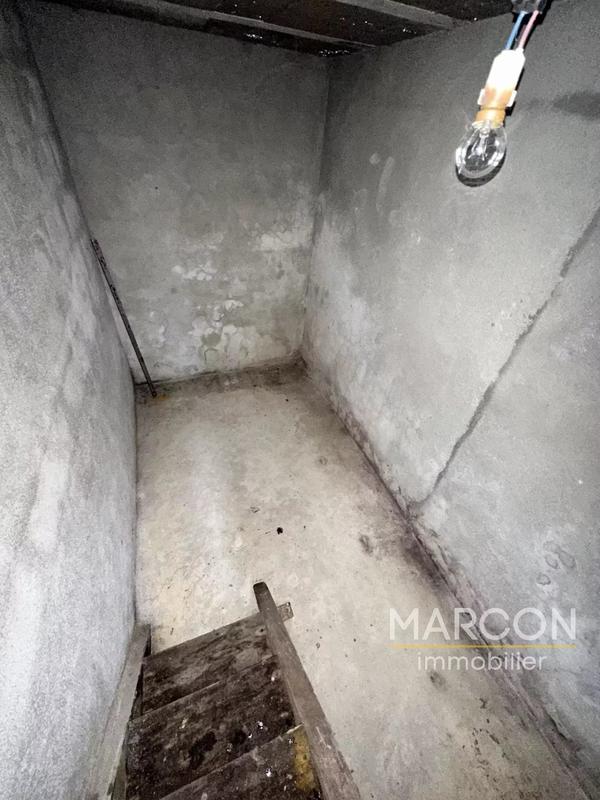 Maison - 95 m² - 5 pièces