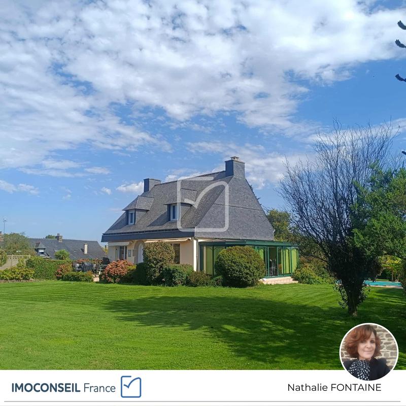 Maison - 180 m² - 7 pièces