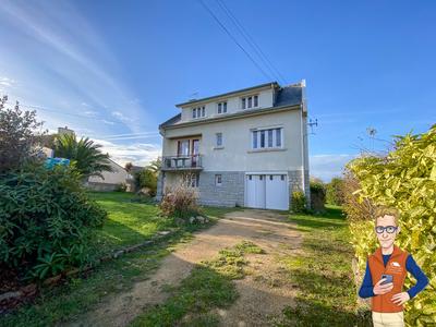 Maison - 122 m² - 6 pièces