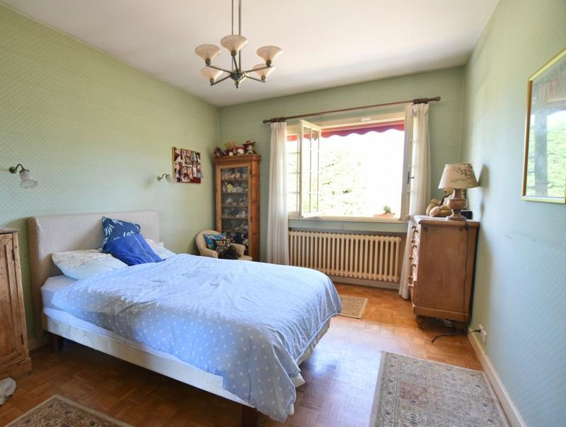 Maison - 200 m² - 6 pièces