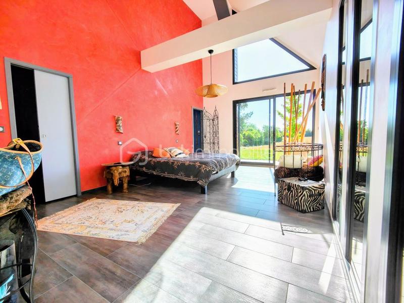 Maison d'architecte - 239 m² - 10 pièces