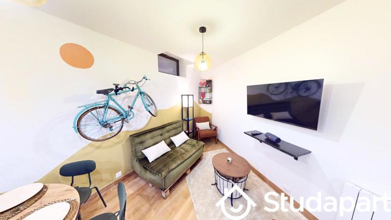 Chambre - 10 m² - 1 pièce