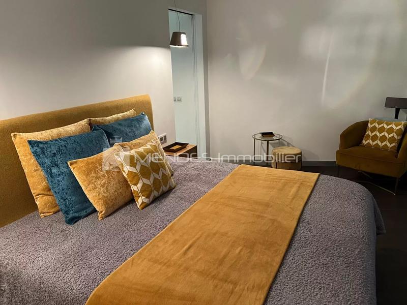 Appartement - 106 m² - 3 pièces