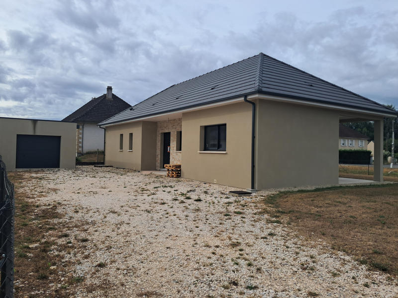 Maison - 115 m² - 4 pièces