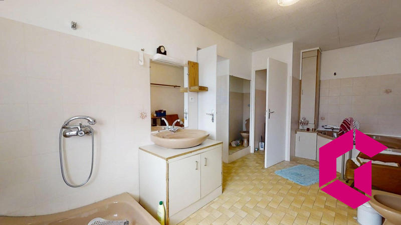 Maison - 190 m² - 7 pièces